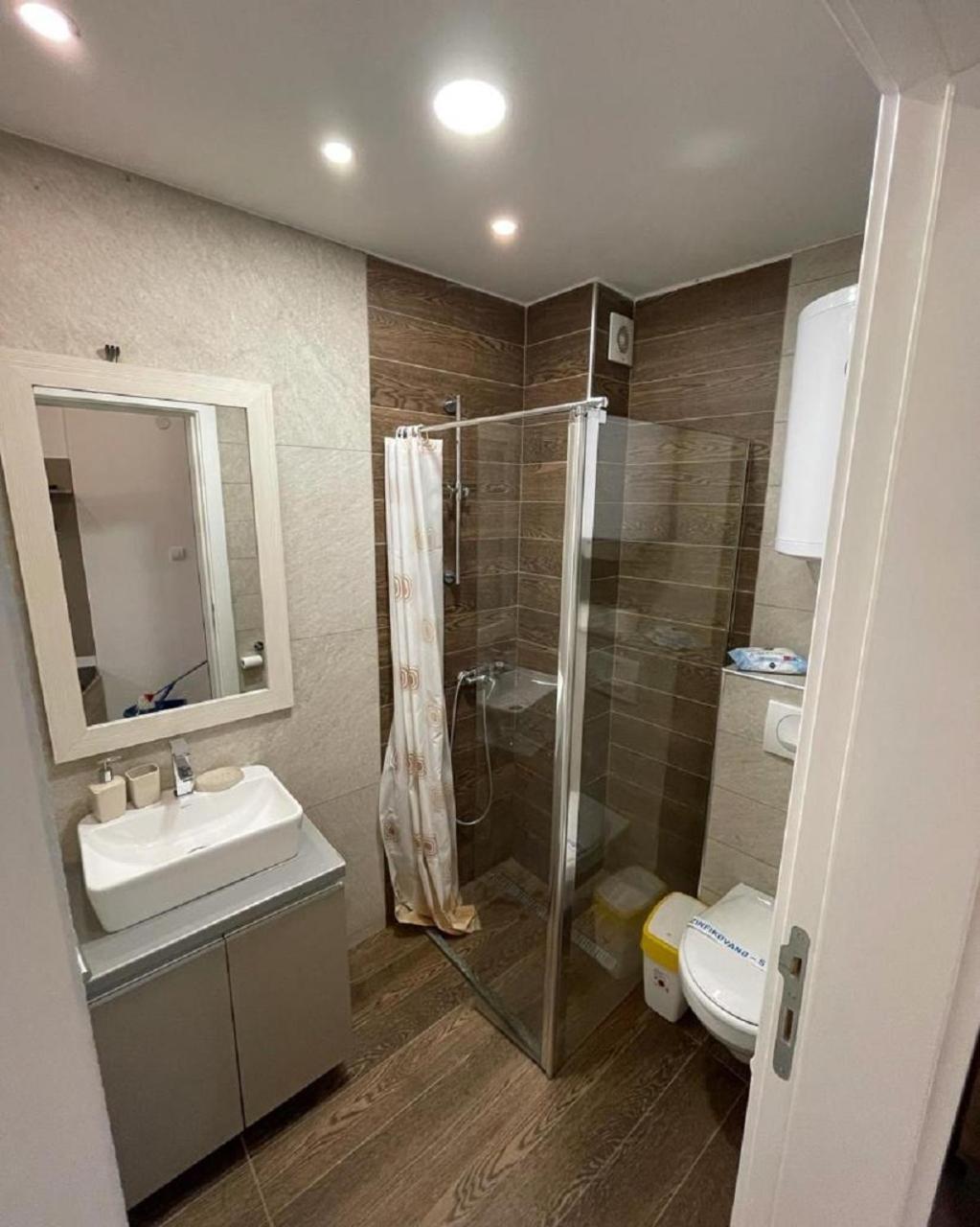 Lola Apartman Milmari & Residence Hill كوباونيك المظهر الخارجي الصورة