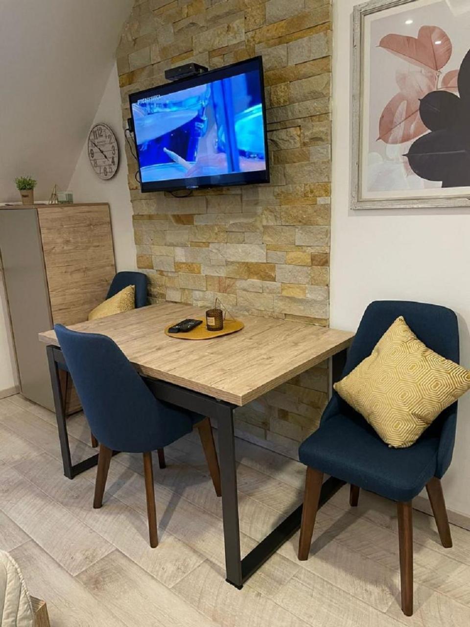 Lola Apartman Milmari & Residence Hill كوباونيك المظهر الخارجي الصورة