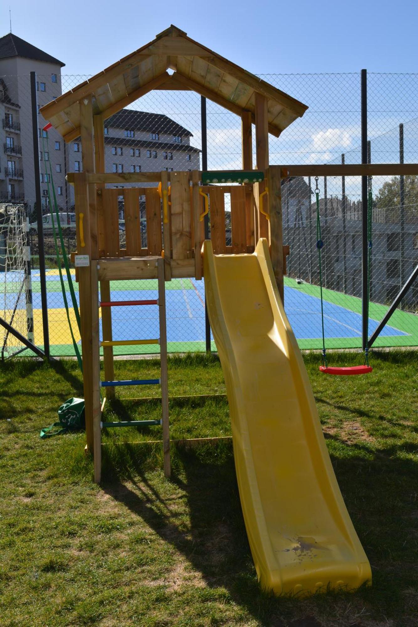 Lola Apartman Milmari & Residence Hill كوباونيك المظهر الخارجي الصورة