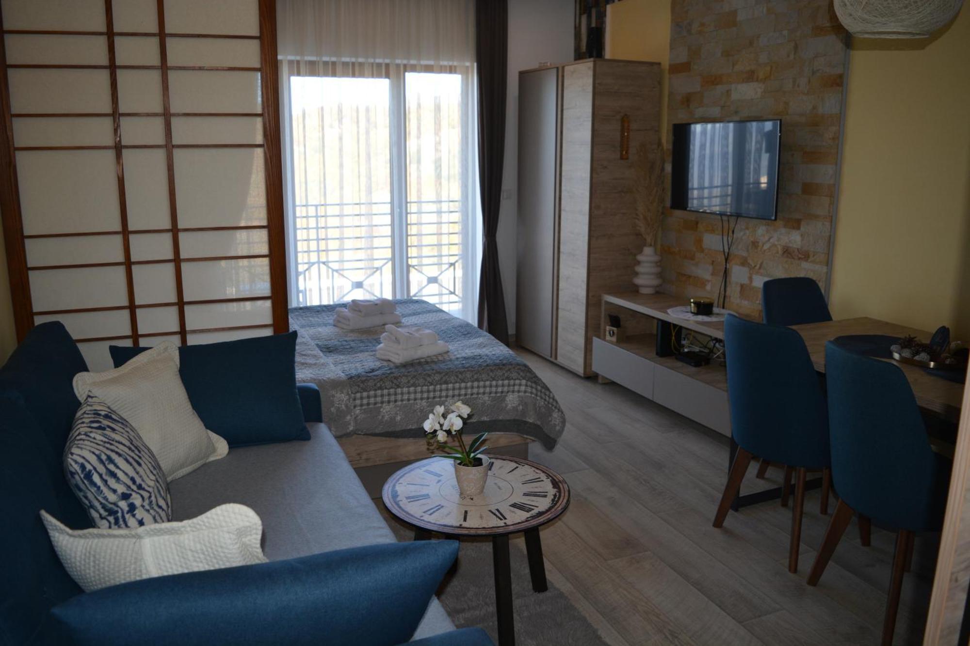 Lola Apartman Milmari & Residence Hill كوباونيك المظهر الخارجي الصورة
