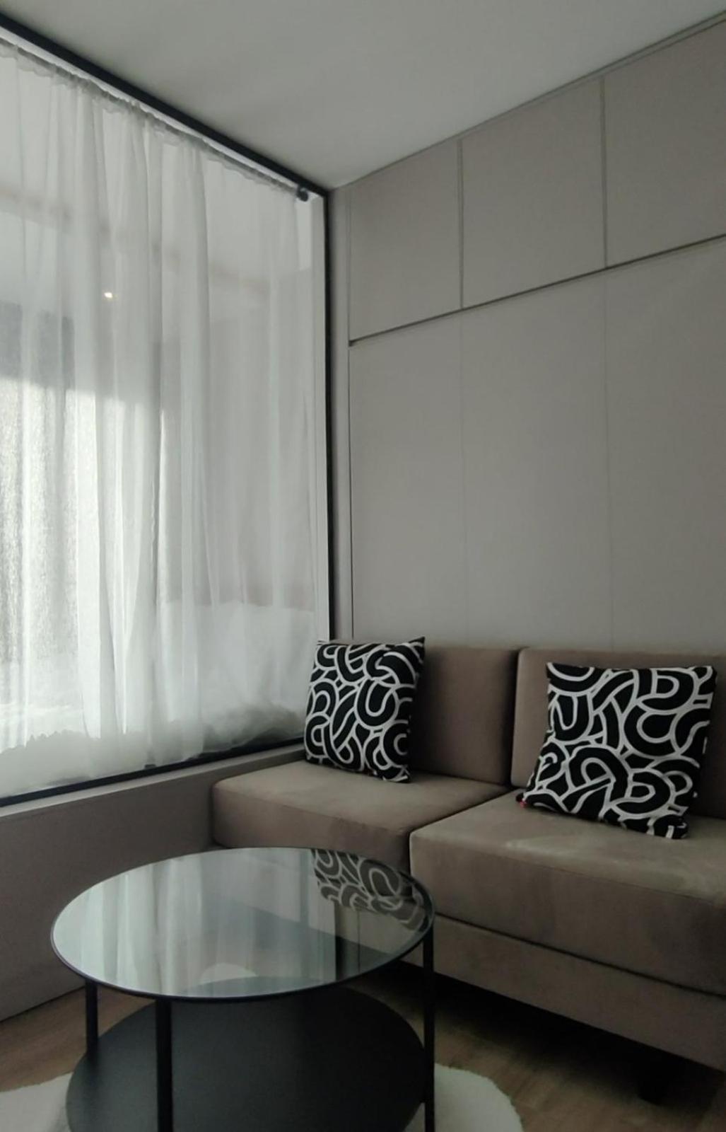 Lola Apartman Milmari & Residence Hill كوباونيك المظهر الخارجي الصورة